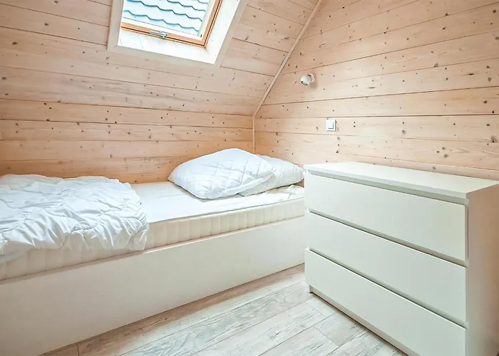 Gorgeous In With Kitchen